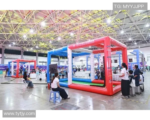 伊朗与中国蓝队激战正酣展现篮球魅力与团队精神的巅峰对决