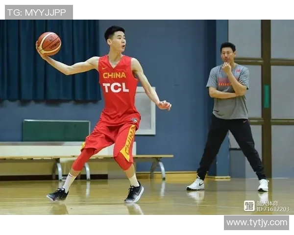 八一队与辽宁队常规赛精彩对决赛场上演激情碰撞与战术较量